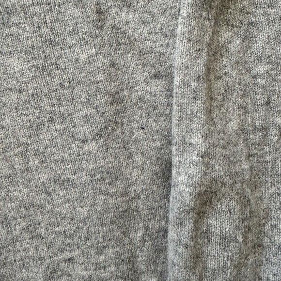 J. Crew 100% Lambs Wool Gray Sweater Size S - Picture 6 of 12